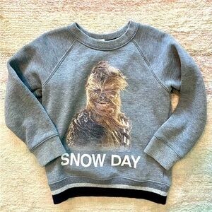 Baby Gap x Star Wars sweatshirt gray Chewbacca Snow Day size 4